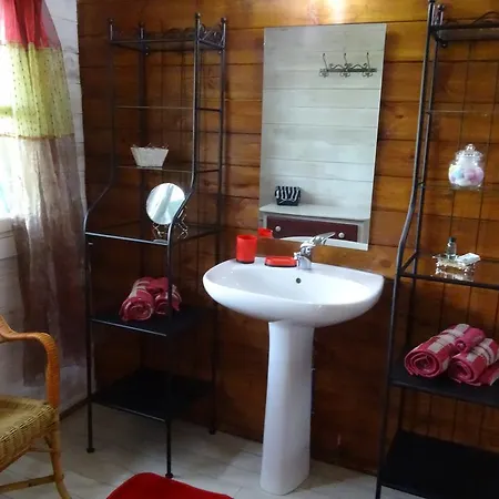 Gasthuis Les Chalets D'hotes Esprit Nature Tudelle